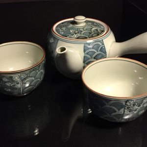 Asian-Tea-Set-with-Cups